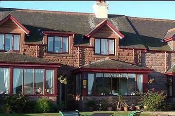 Accommodation at Dunvegan House Guest House in glasgow prestwick airport