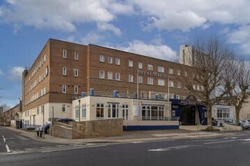 Accommodation at Royal Maritime Hotel in portsmouth airport hampshire