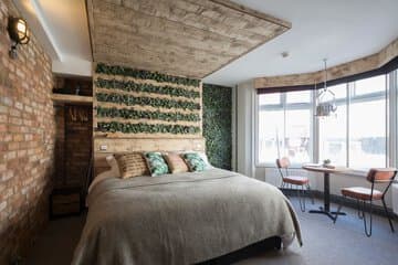Accommodation at One Broad Street in brighton city airport