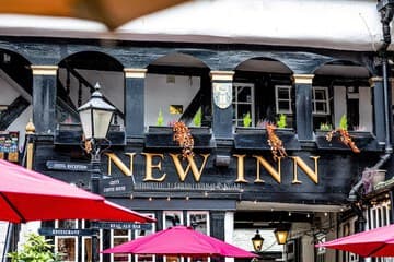 Accommodation at The New Inn by Roomsbooked in gloucestershire airport