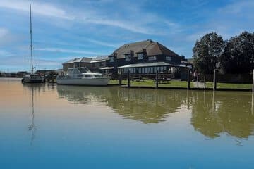 River Haven Hotel