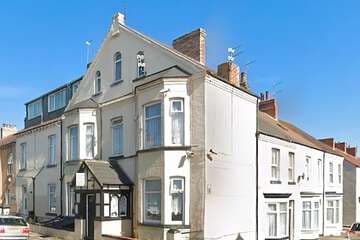 Accommodation at OYO Tudor Lodge - Redcar Beach in redcar and cleveland