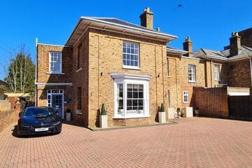 Accommodation at Beaufort Lodge in exeter airport
