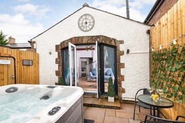Accommodation at Beautiful 2-bed Cottage in Brampton in carlisle lake district airport