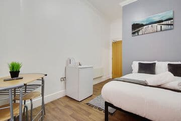 Accommodation at Azure Beach Hotel in bournemouth airport
