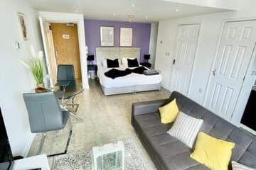 Accommodation at Stunning Studio Apartment in Cambridge in cambridge city airport