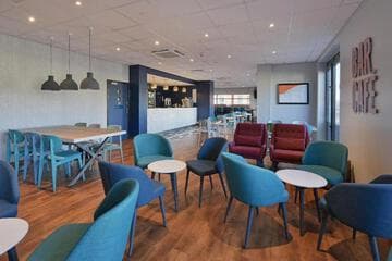 Accommodation at Travelodge Camberley Central in farnborough airport