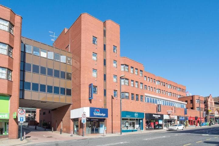 Travelodge Leeds Central Vicar Lane Image 3