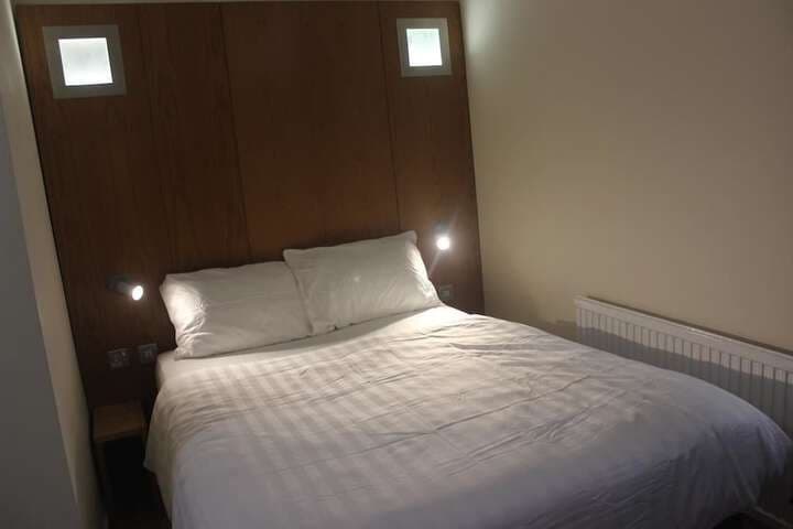 Corona Hotel Sheffield Meadowhall Image 3