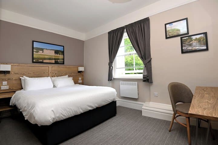 Wheatsheaf Baslow by Marstons Inns Image 7