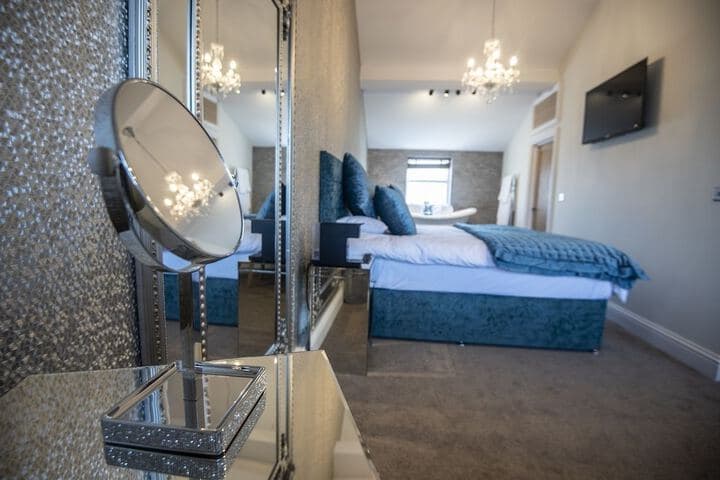 George Wright Boutique Hotel Bar &  Restaurant. Image 5