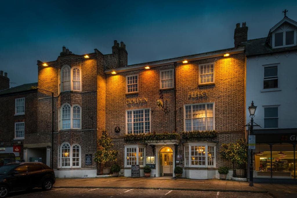 Accommodation at The Golden Fleece Hotel, Thirsk, North Yorkshire in thirsk