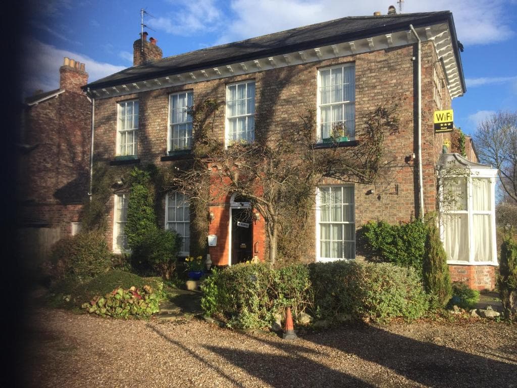 Accommodation at Holly Lodge in york