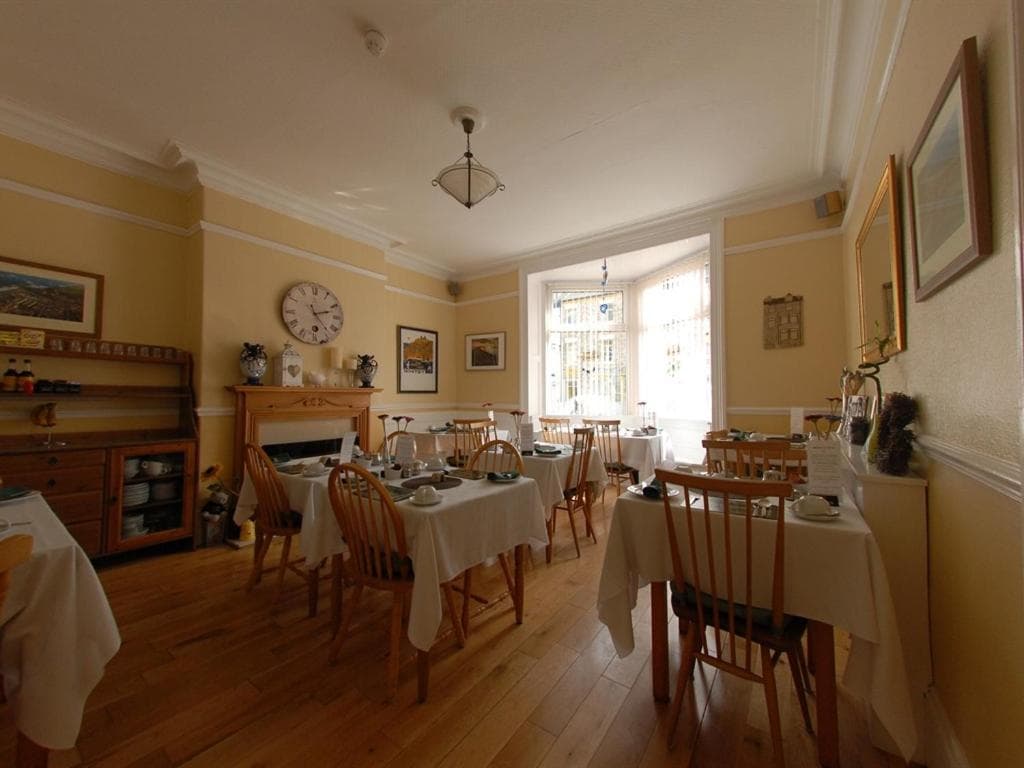 Accommodation at Chiltern Guest House in whitby