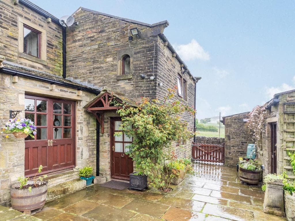 Accommodation at Green Clough Farm in bradford