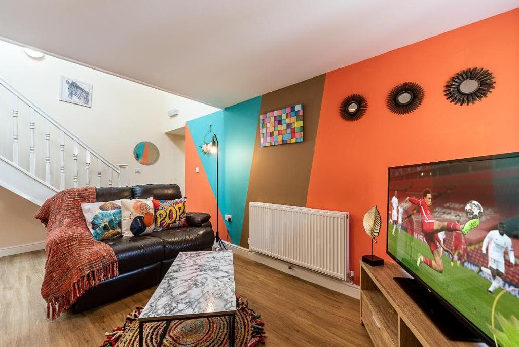 Accommodation at Jesouth Mezzanine Suite - Comfy Homey Pleasant in hull
