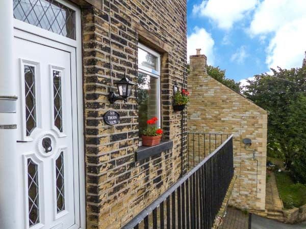 Accommodation at Cottage in the Sky in luddenden