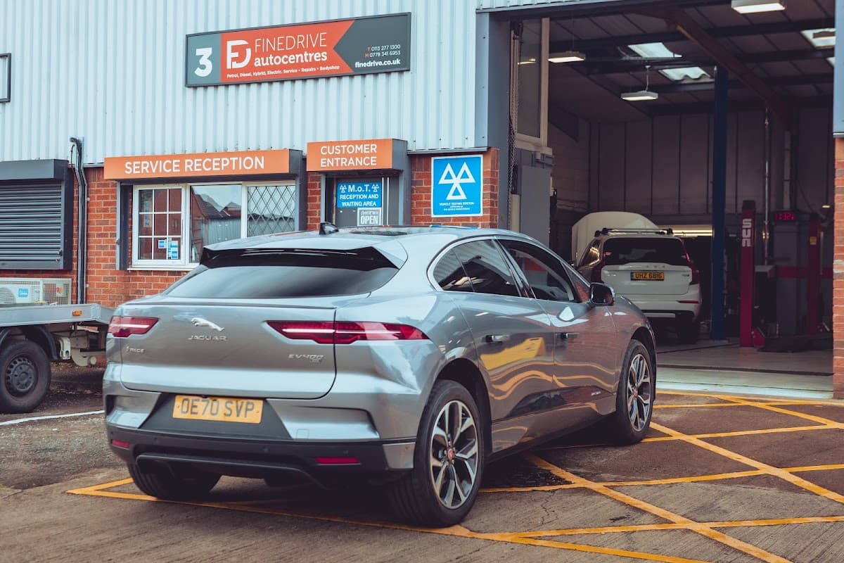 Fine Drive Autocentres Ltd - Garages in beeston