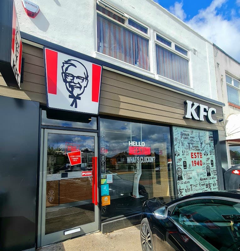 Dining at KFC Leeds - Dewsbury Road in beeston