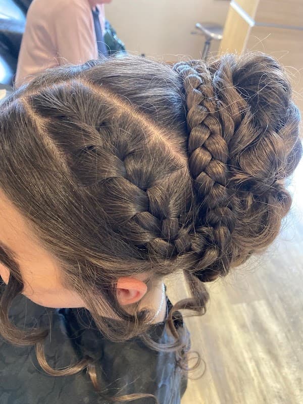 Salon Y - Hair Salons in brighouse