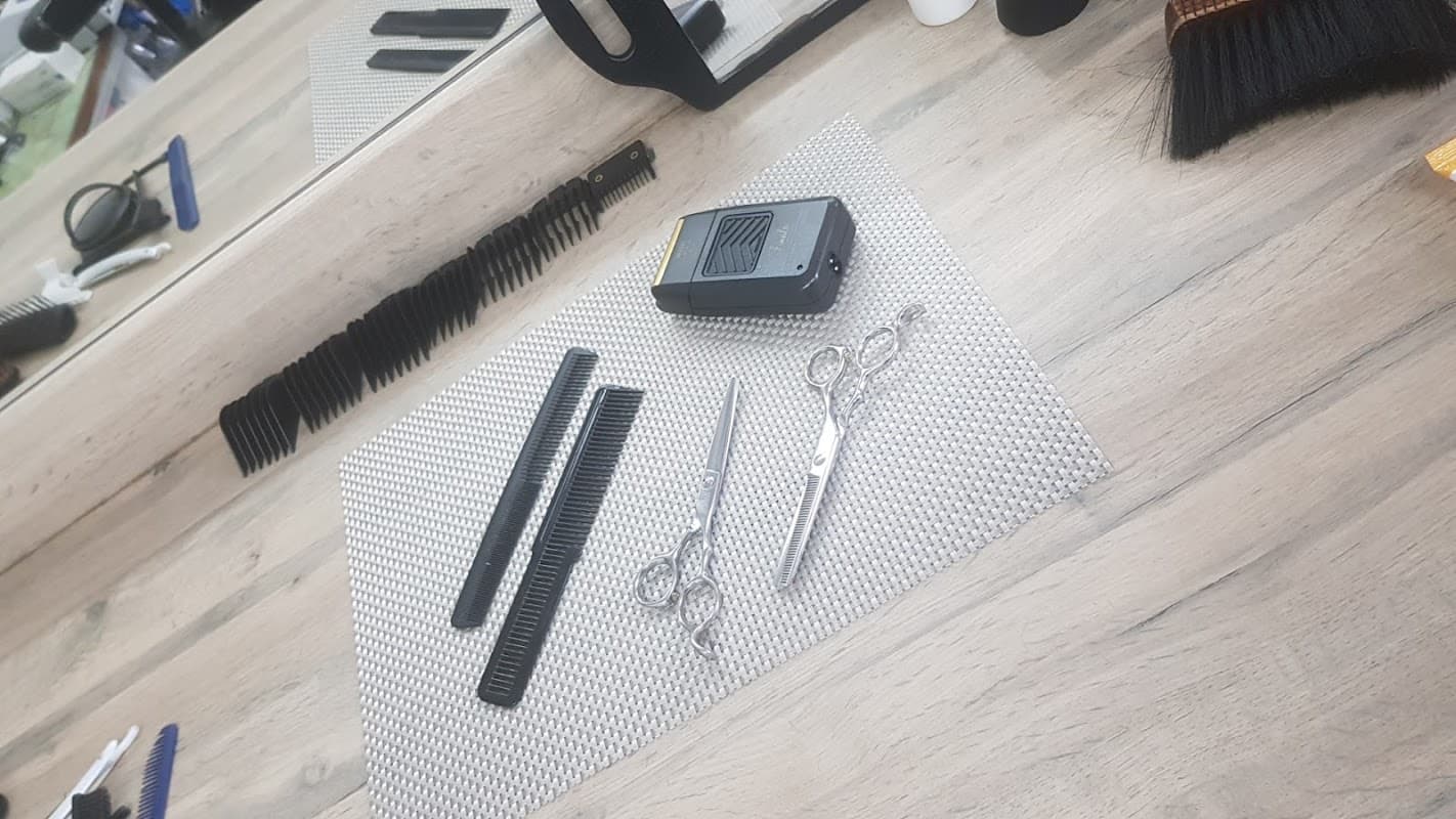 Urquhart Ron & Bruce - Barbers in brighouse