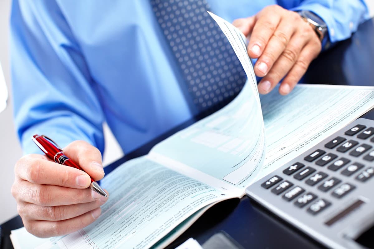 Lewis James Accountants Ltd - Accountants in canklow