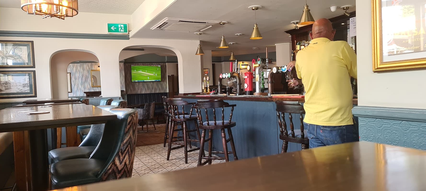 Food & drink at The Royal Oak in castleford