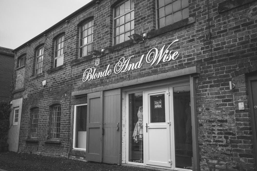 Blonde And Wise - Clothes Shops in cleckheaton