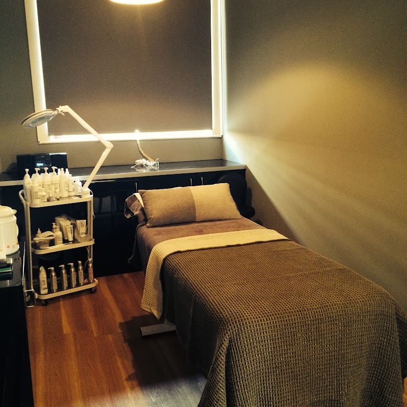 Boheme - Hair Salons in farsley