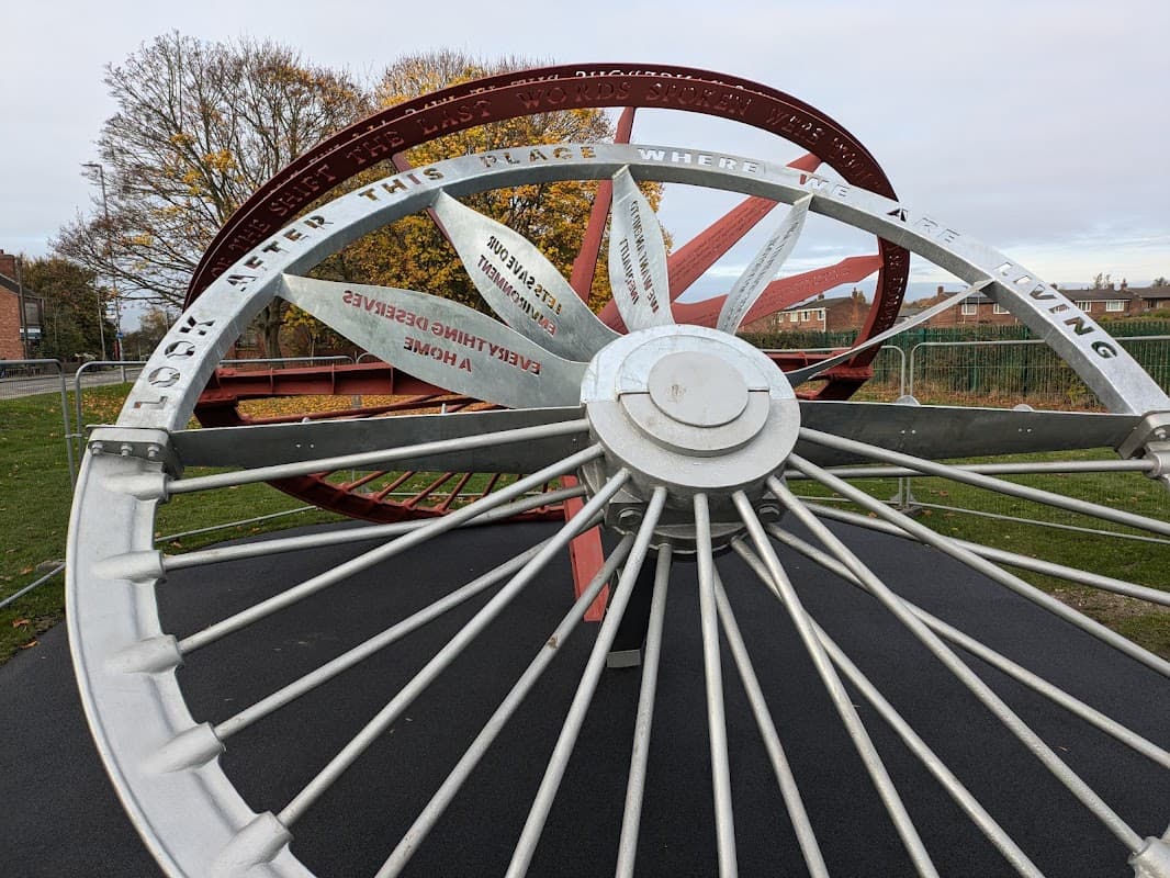 Featherstone Colliery & Mining Memorial - Attraction in featherstone