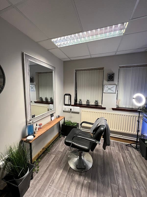 Scholesey the barber shop - Barbers in garforth