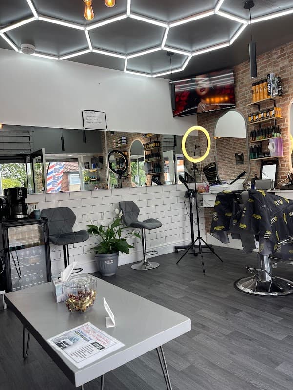 30 Degrees Cuts - Barbers in headingley