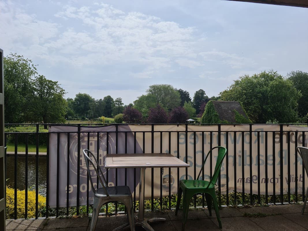 Cafe Rowntree Park Reading Cafe in heworth