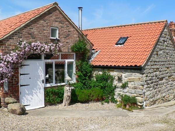 Accommodation at Home Farm Cottage in lebberston