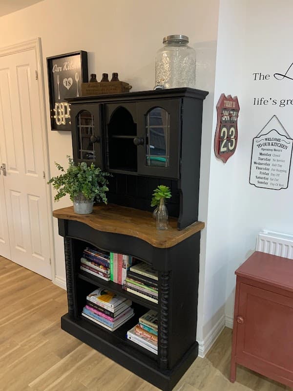 Daffodil Furnishing - Furniture Shops in hornsea