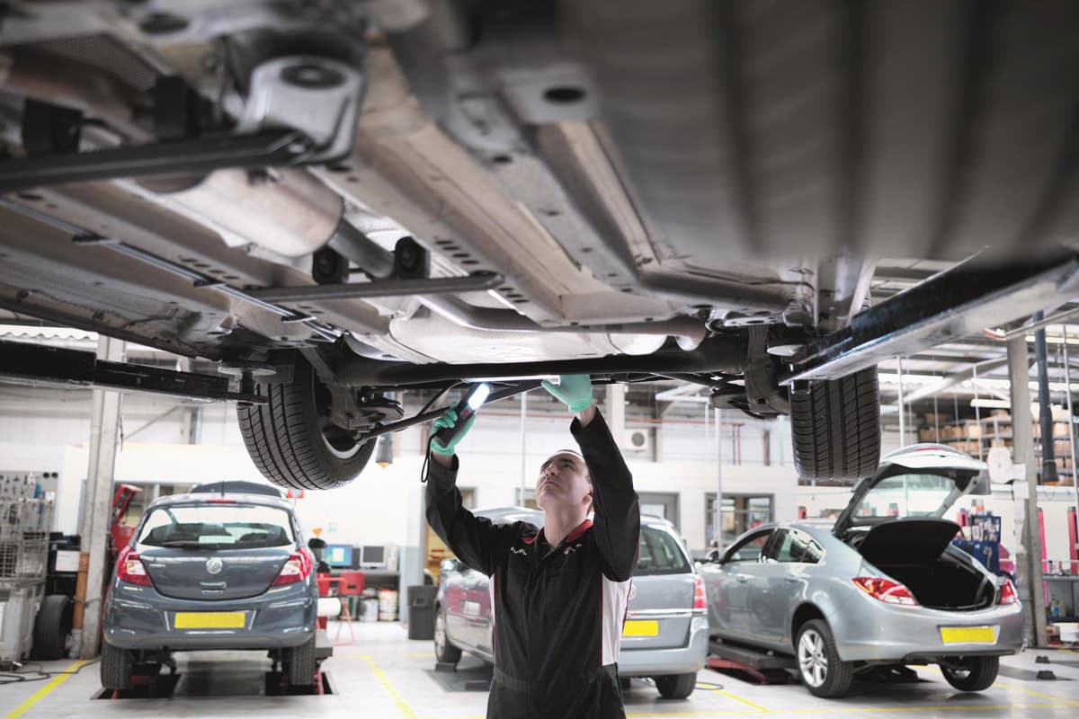 B & K Motors - Garages in killingbeck