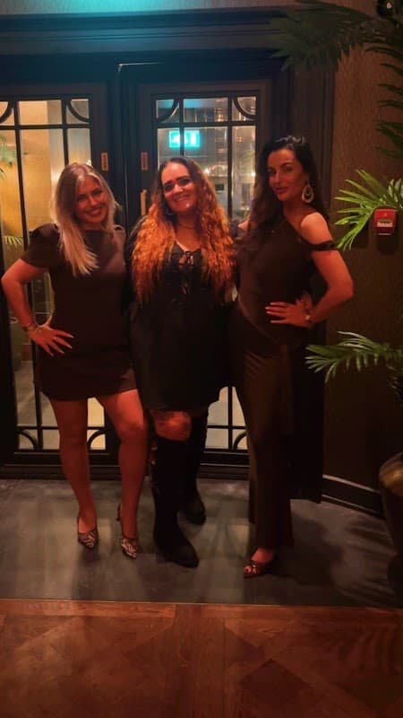 Erica Lewis hair extensions - Hair Salons in killingbeck