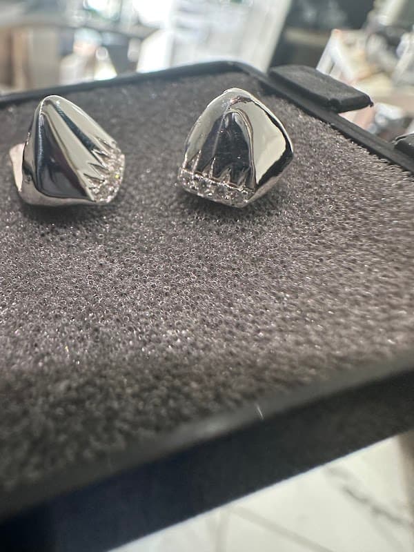 We Flex Jewellers - Jewellers in killingbeck