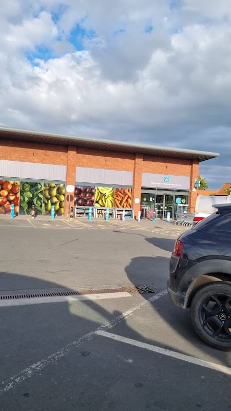 Co-op Food - Kirkbymoorside - Piercy End - Corner Shops in kirkbymoorside