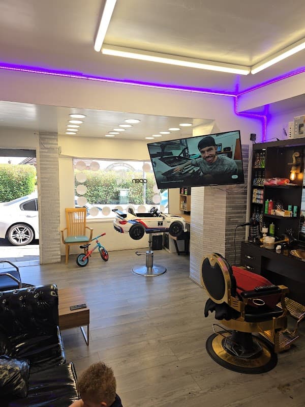 Ozzys barber - Barbers in knowsthorpe