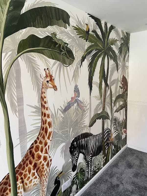 Leeβs decorating service - Painters & Decorators in maltby