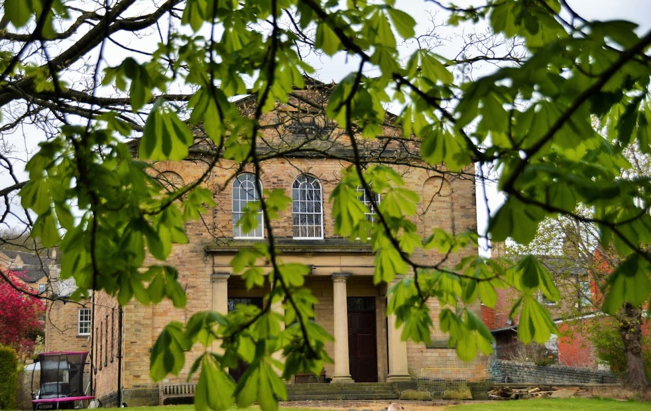 Hopton United Reformed Churchyard - Cemeteries in mirfield