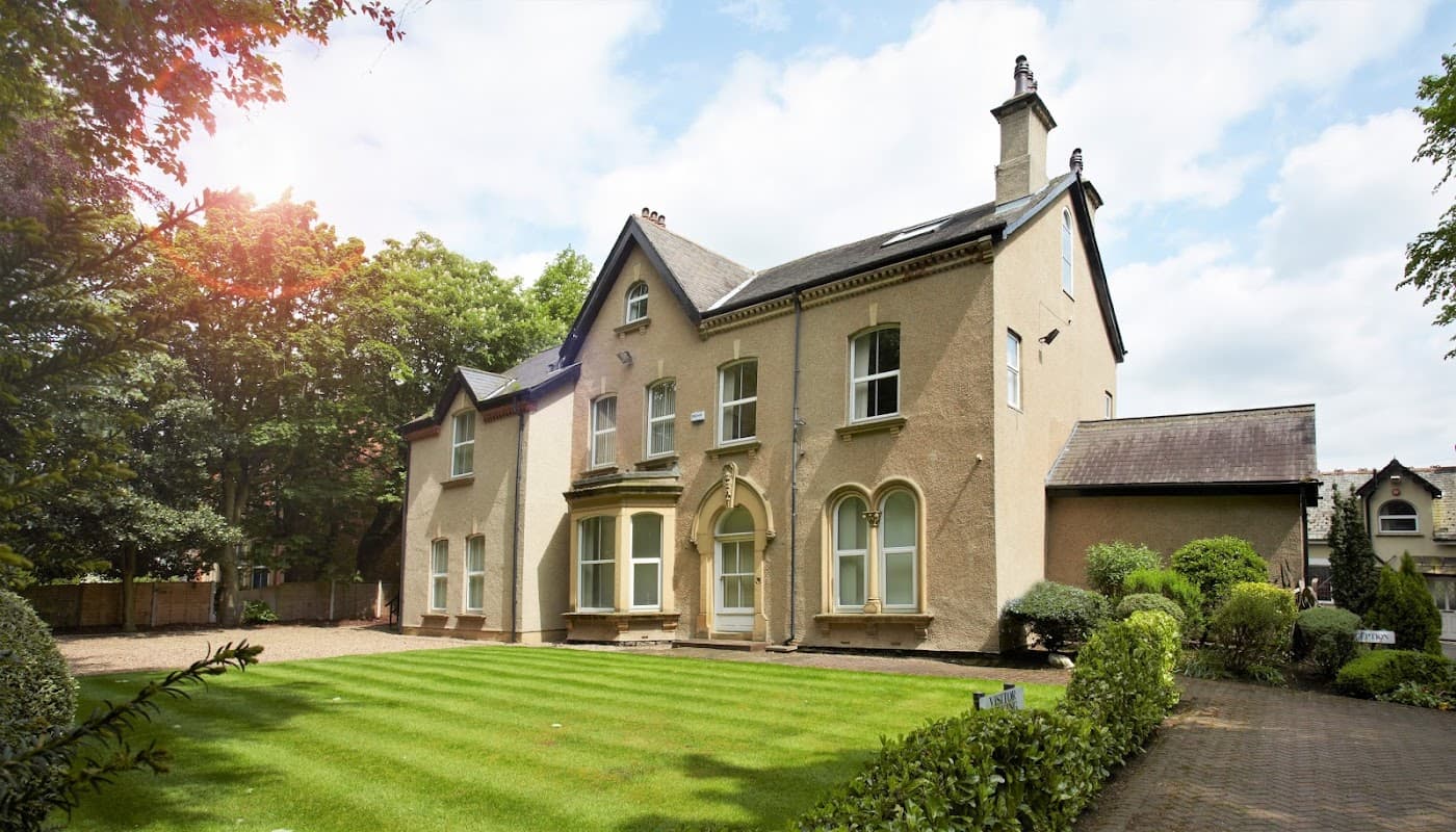 Malcolm Jones & Co - Accountants in moortown
