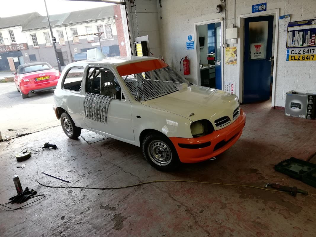 911 Auto Repairs - Garages in neepsend
