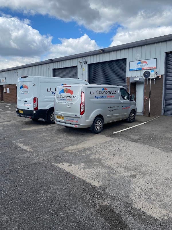 LL Couriers Ltd - Couriers in neepsend