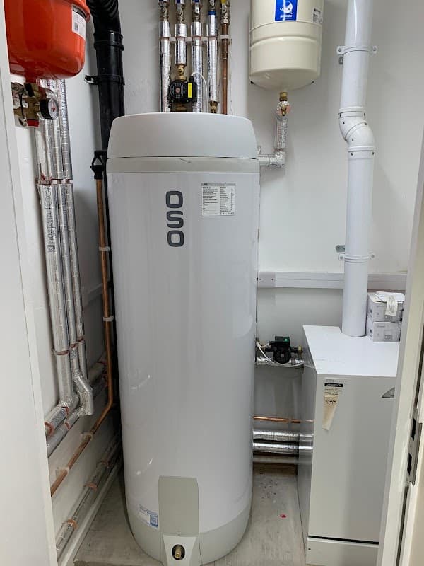 1st Call Gas Services Ltd - Heating Engineers in nether edge