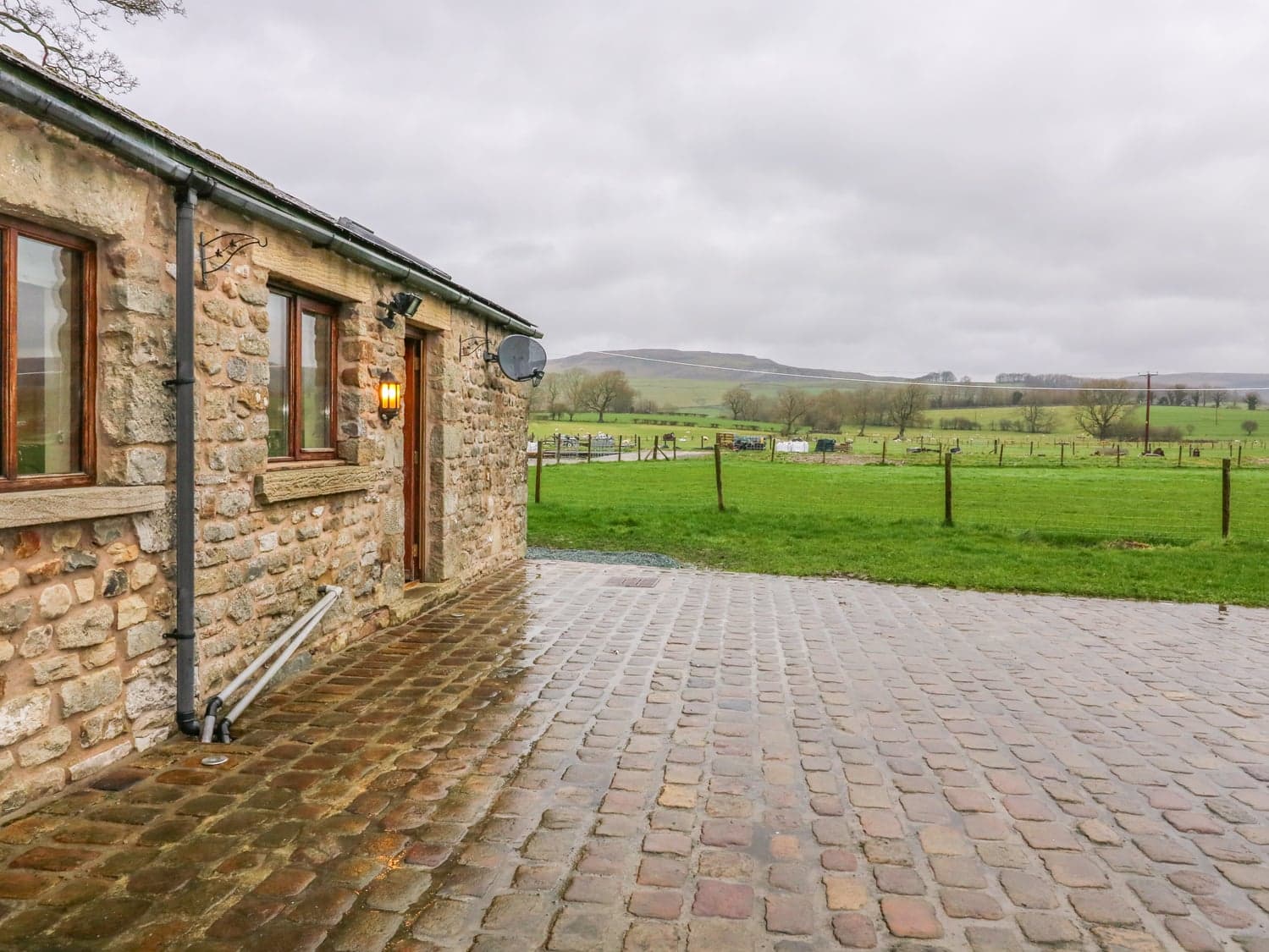 Accommodation at Orcaber Farm Retreat in clapham