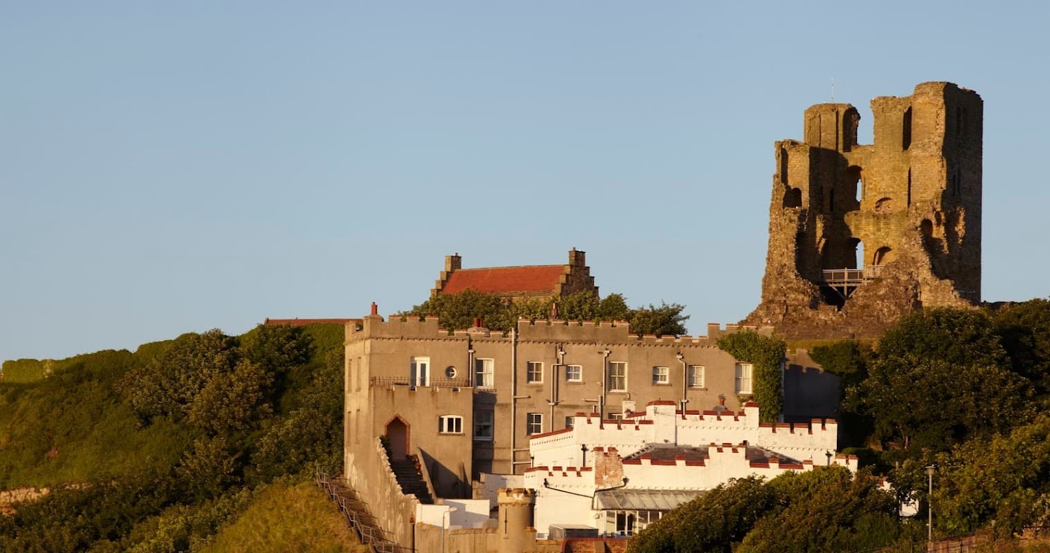Accommodation at Castle By The Sea Hotel in scarborough