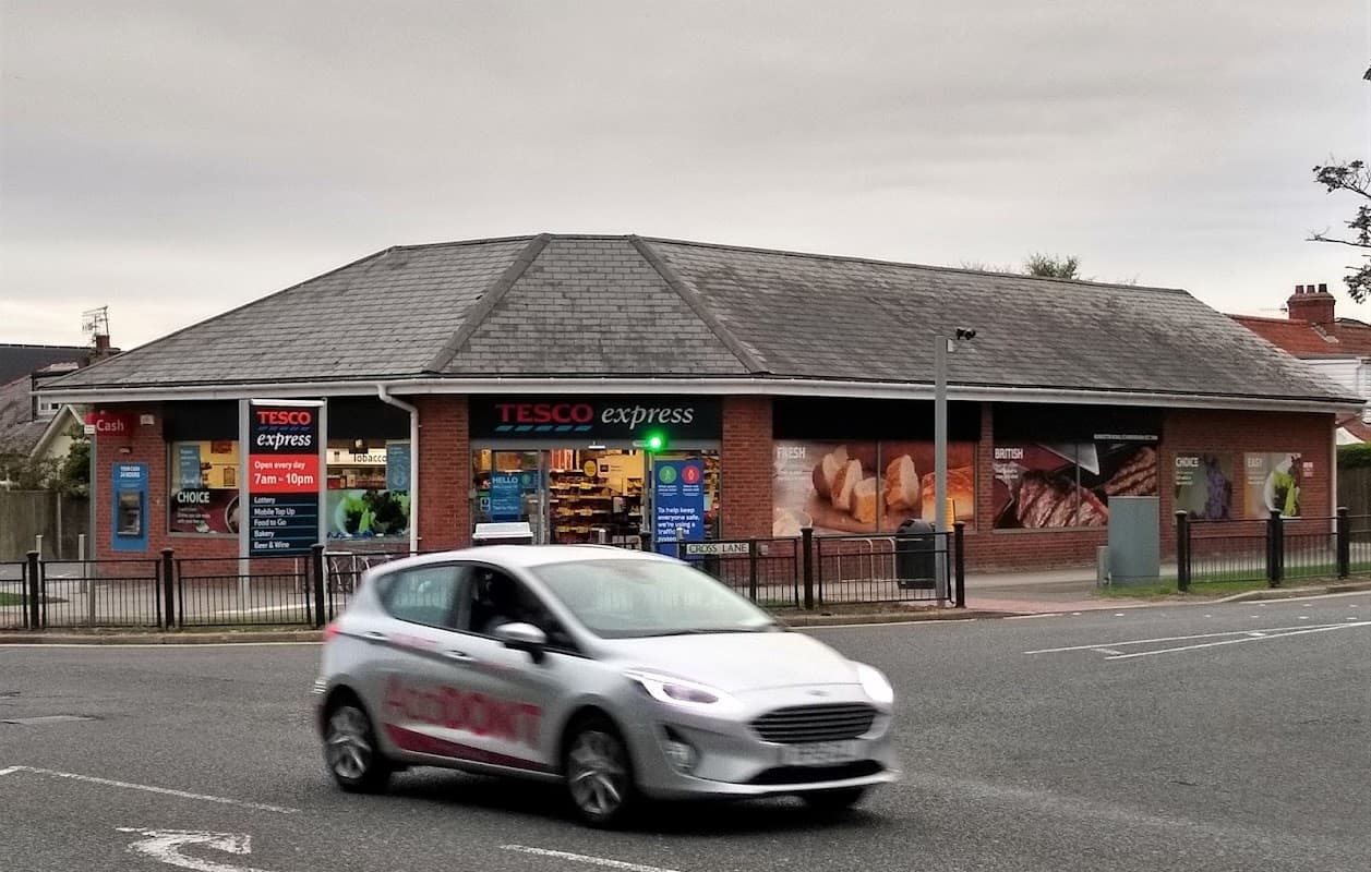Tesco Express - Supermarkets in scarborough
