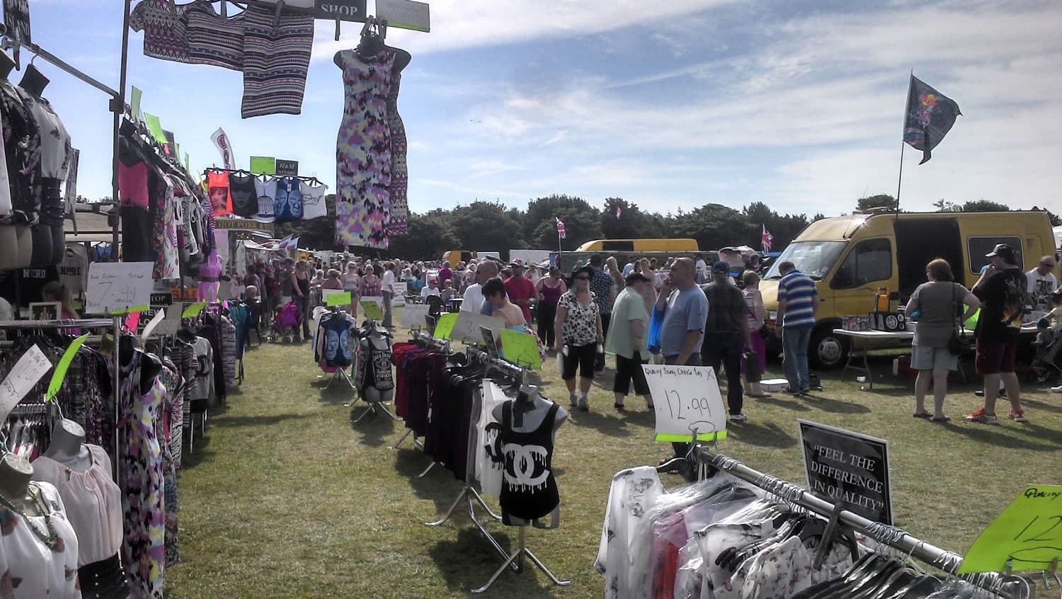Strawberry Fields Car Boot and Market - Market in bessingby